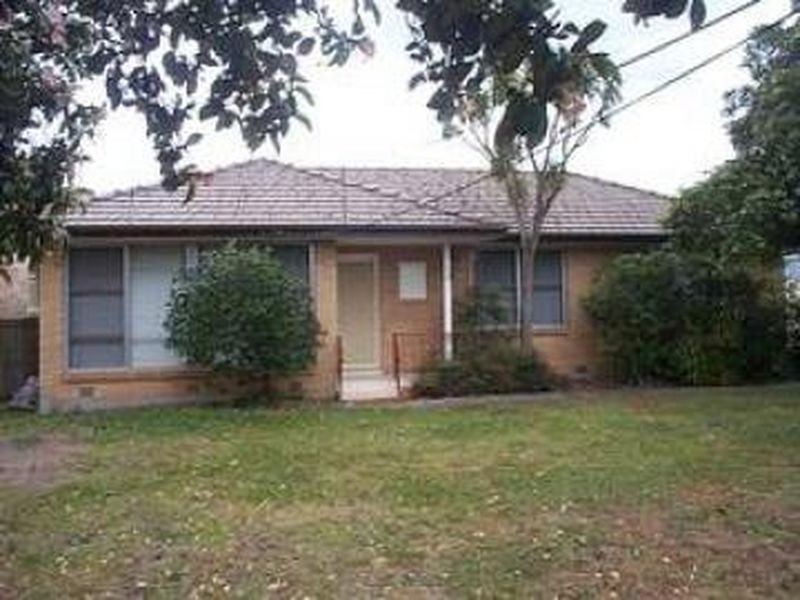 13 Commercial Street, Maidstone VIC 3012