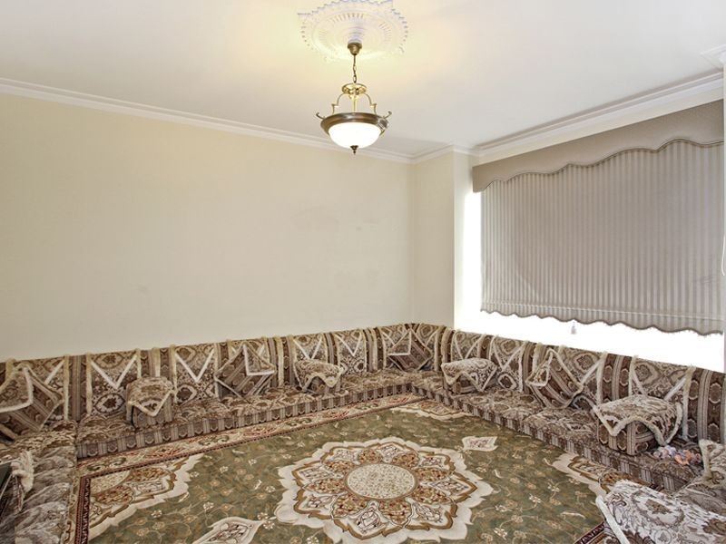 5 Hinchinbrook Close, Caroline Springs VIC 3023