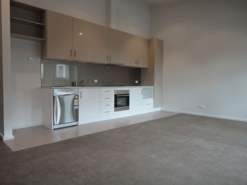 8/158 Barkly Street, Footscray VIC 3011