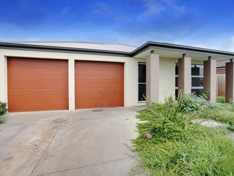 61 James Cook Drive, Truganina VIC 3029