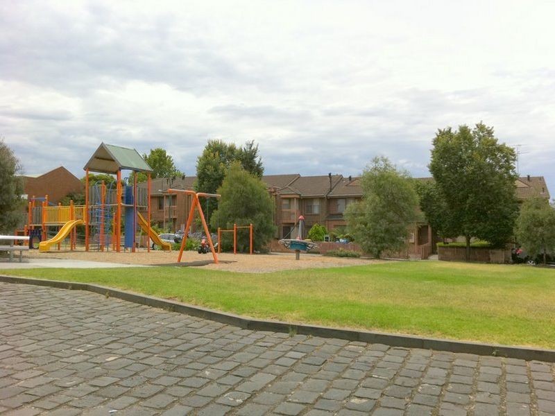 5 Secomb Place, Footscray VIC 3011