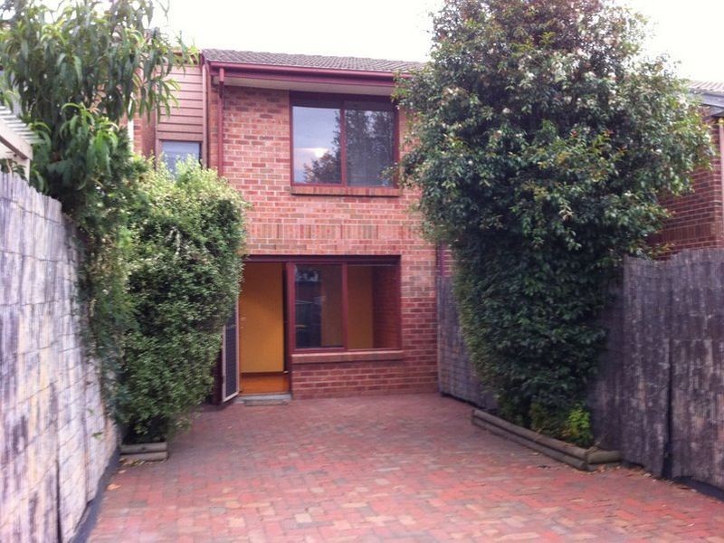 5 Secomb Place, Footscray VIC 3011