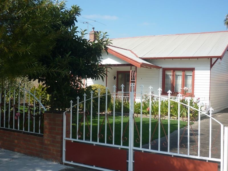 3 Monash Street, Maribyrnong VIC 3032