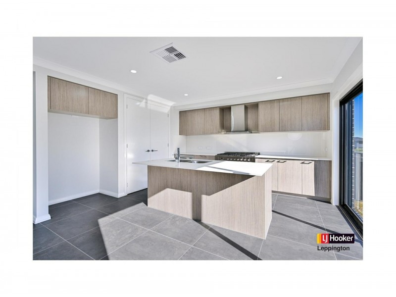 12 Narrabeen Street, Gregory Hills NSW 2557