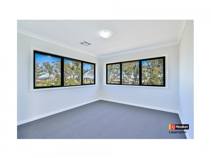 12 Narrabeen Street, Gregory Hills NSW 2557