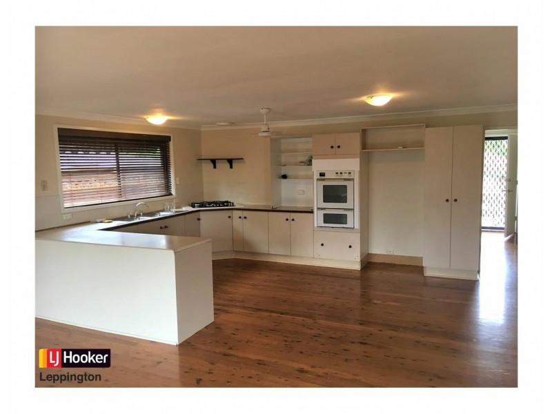 4 Peridot Close, Eagle Vale NSW 2558