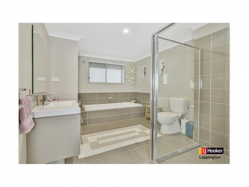 15 Dalmatia Avenue, Edmondson Park NSW 2174
