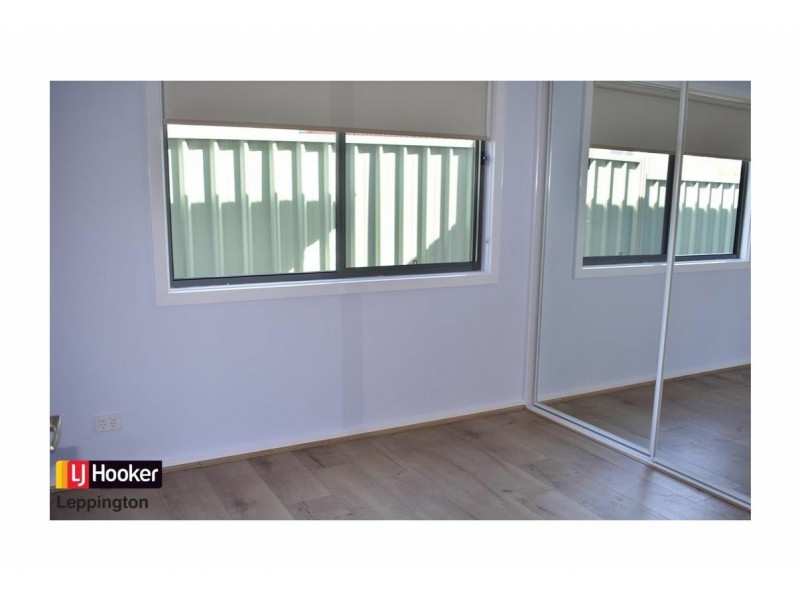 6a Ohio Place, Kearns NSW 2558