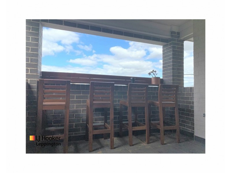 25 Galileo Street, Gregory Hills NSW 2557