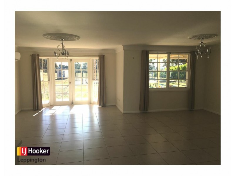 11 Bellevue Close, Rossmore NSW 2557