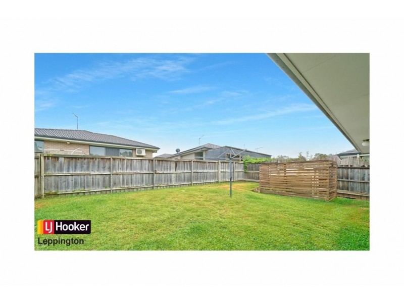 64 Hampshire Boulevard, Spring Farm NSW 2570