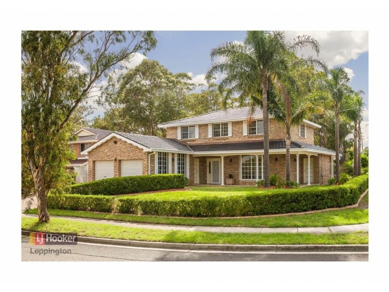 100 Jacaranda Crescent, Casula NSW 2170