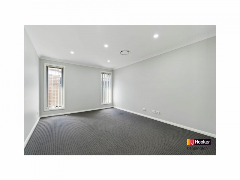 18 Offtake Street, Leppington NSW 2179