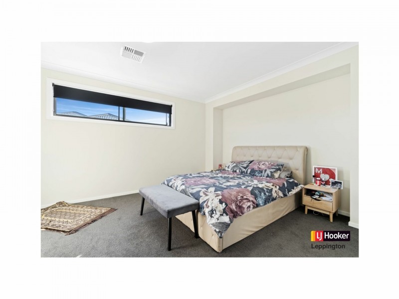 17 Plumegrass Avenue, Denham Court NSW 2565