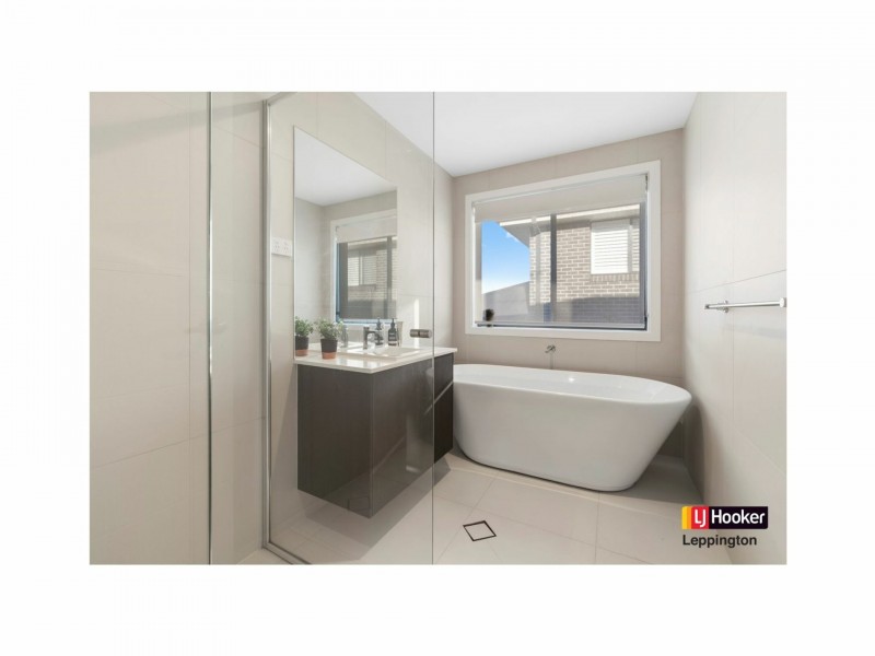 10 Palaver Street, Leppington NSW 2179