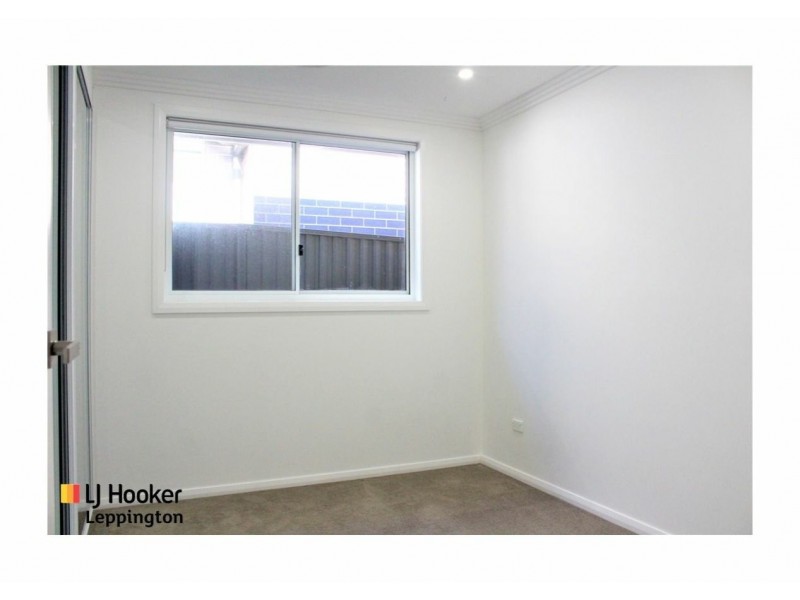 7 Storksbill Avenue, Denham Court NSW 2565