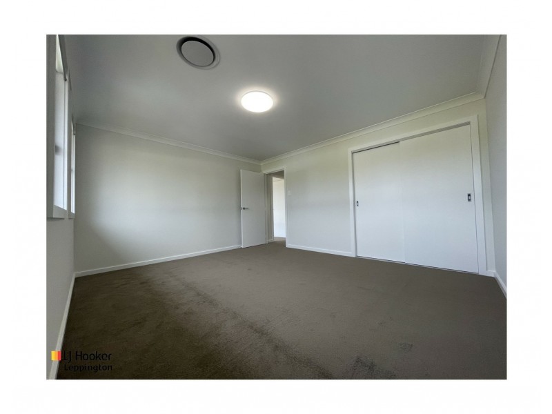 26 Messenger Road, Leppington NSW 2179