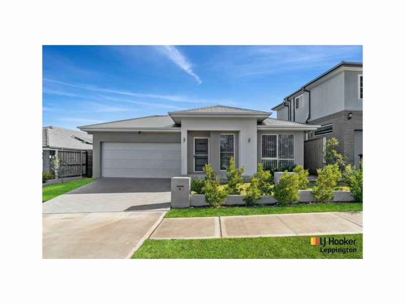 42 Longview Road, Gledswood Hills NSW 2557