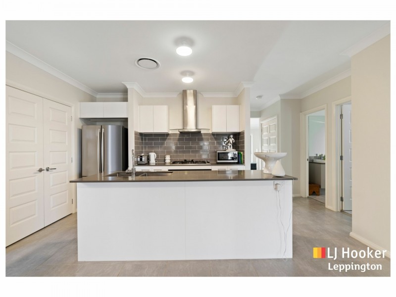 10 Eacott Street, Leppington NSW 2179