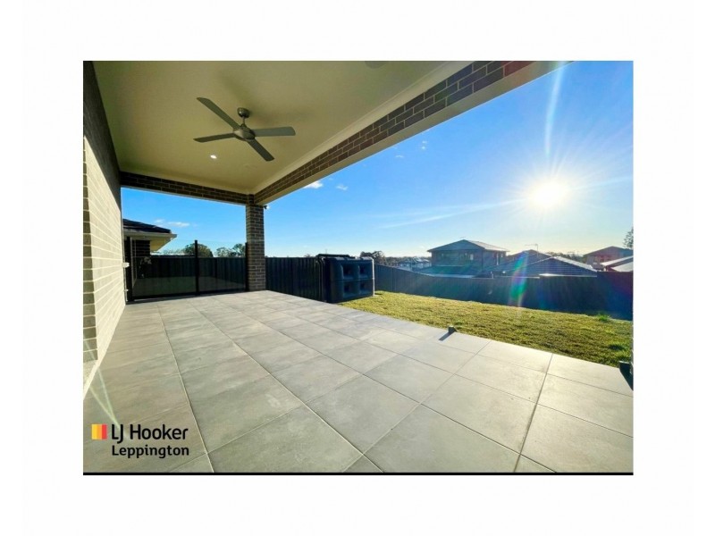 17 Batavia Avenue, Leppington NSW 2179