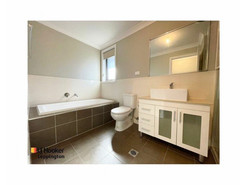 54 Butler Street, Gregory Hills NSW 2557