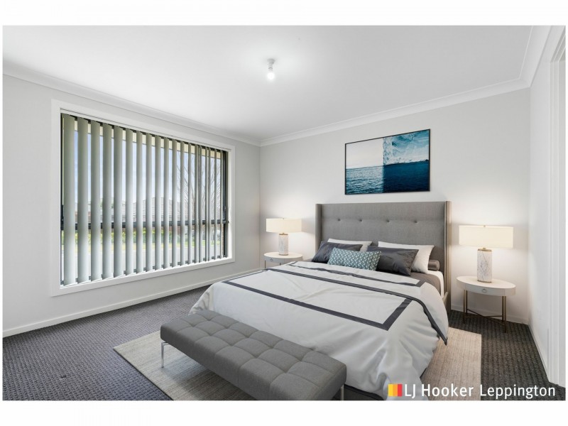 11 Peck Close, Oran Park NSW 2570
