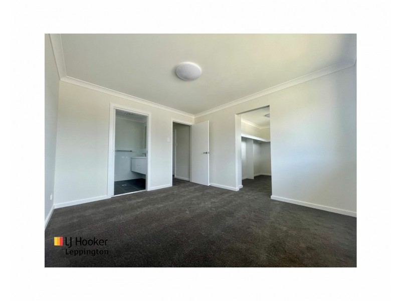 38 Swift Avenue, Leppington NSW 2179