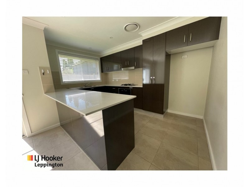 6/44 Gumdale Street, St Johns Park NSW 2176