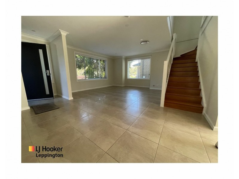 6/44 Gumdale Street, St Johns Park NSW 2176