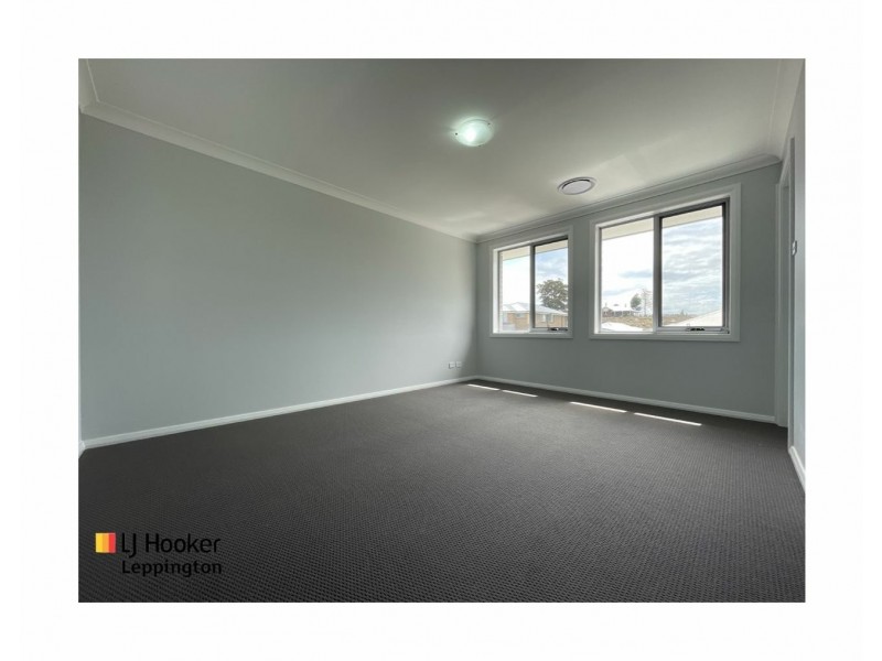 74 Springs Road, Spring Farm NSW 2570