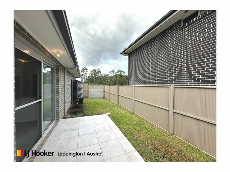 74 Springs Road, Spring Farm NSW 2570
