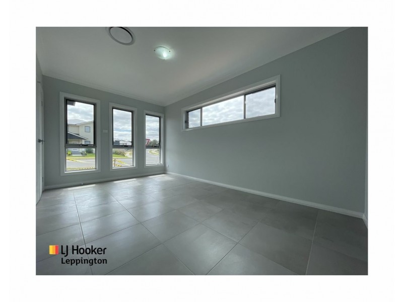 74 Springs Road, Spring Farm NSW 2570