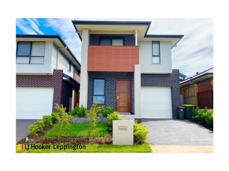 18 Hennings Way, Gledswood Hills NSW 2557