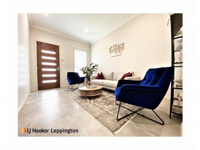 18 Hennings Way, Gledswood Hills NSW 2557