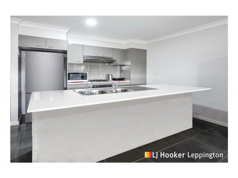 6a & 6b Oaklands Circuit, Gregory Hills NSW 2557