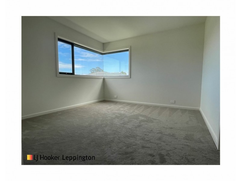 6 Lambert Street, Gledswood Hills NSW 2557