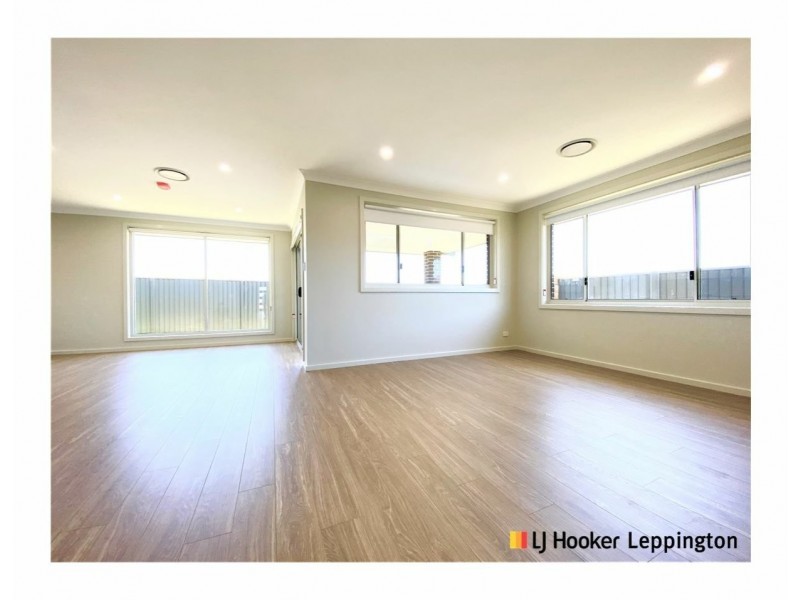 125 Emerald Hills Boulevard, Leppington NSW 2179