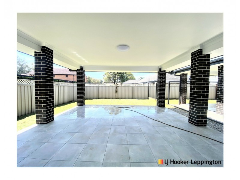 14 Ascot Drive, Chipping Norton NSW 2170