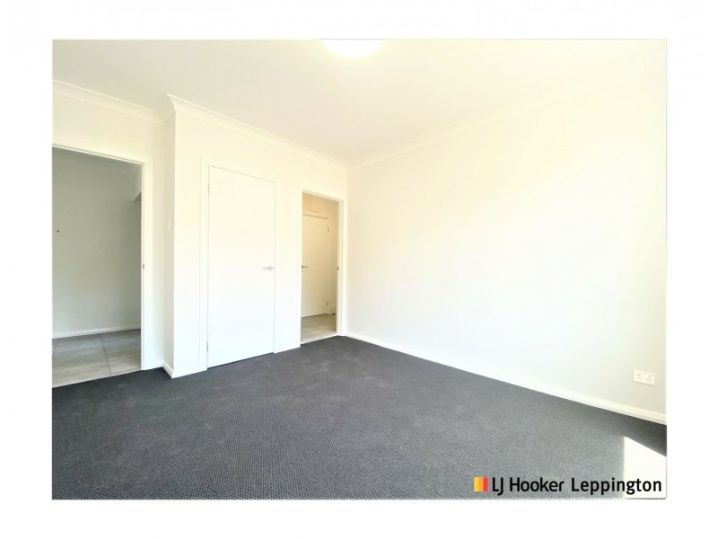 14 Ascot Drive, Chipping Norton NSW 2170