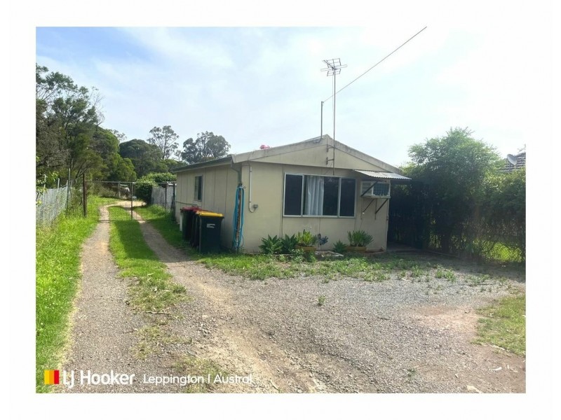 2/240 Tenth Avenue, Austral NSW 2179