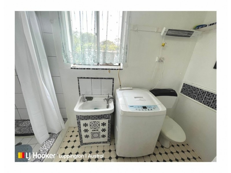 2/240 Tenth Avenue, Austral NSW 2179