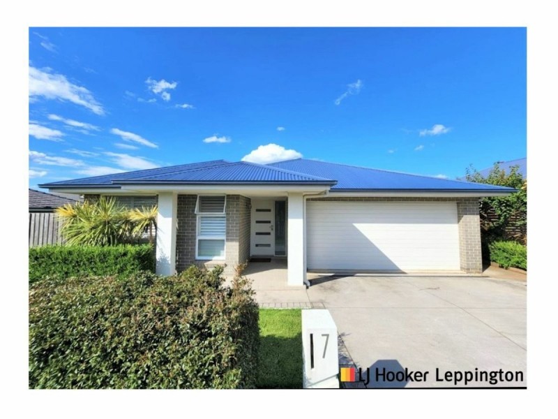 7 Atlee Street, Oran Park NSW 2570