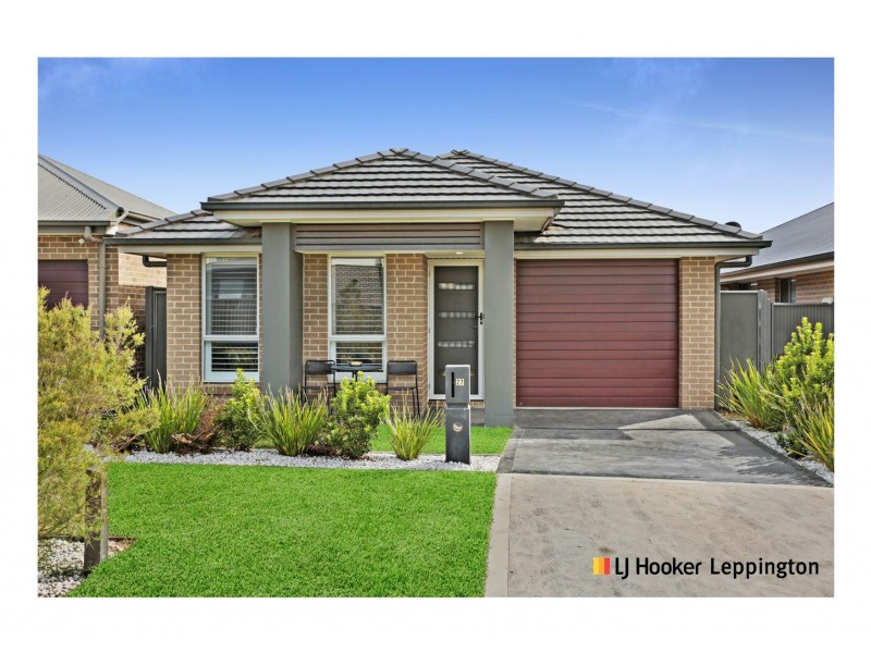 27 Arcadian Hills Crescent, Cobbitty NSW 2570