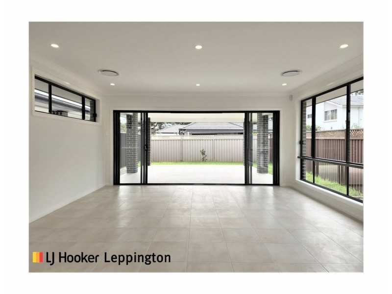 14a Ascot Drive, Chipping Norton NSW 2170