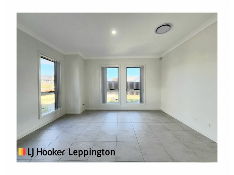 241 Seventh Avenue, Austral NSW 2179