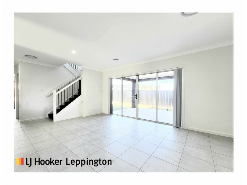 241 Seventh Avenue, Austral NSW 2179