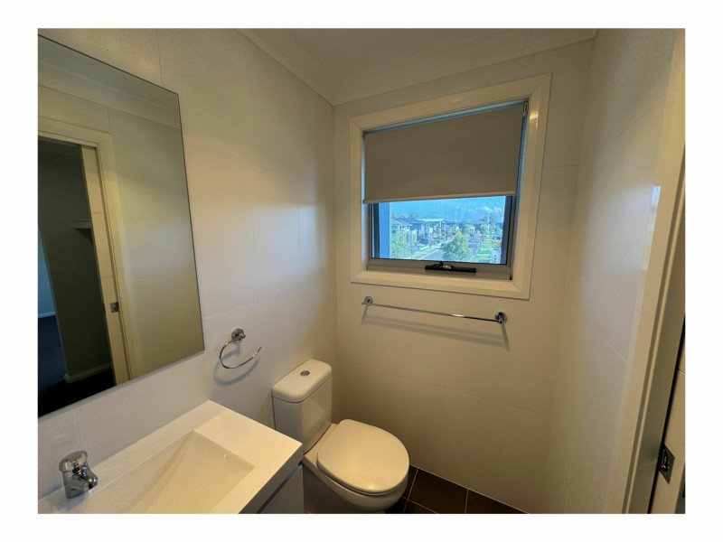 16b Harvey Street, Oran Park NSW 2570