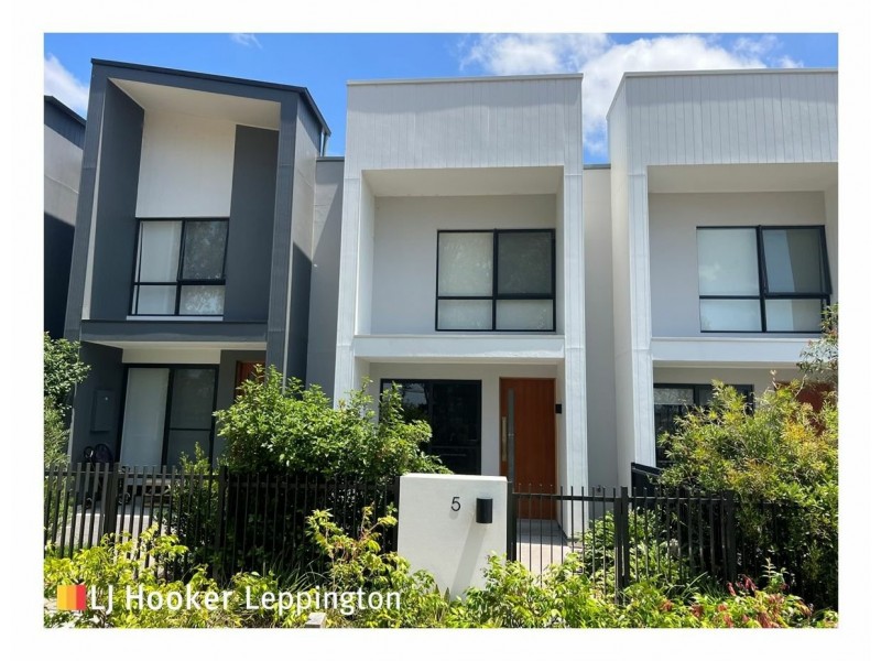 5 Milkmaids Lane, Denham Court NSW 2565