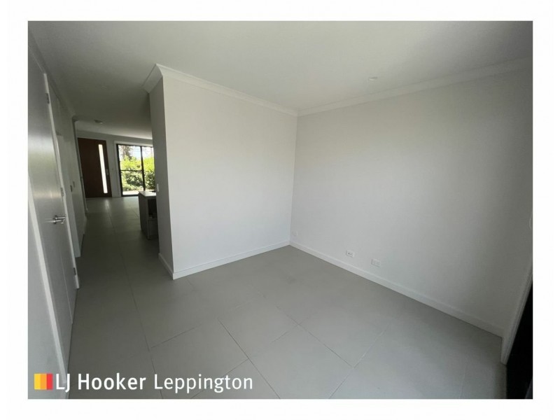 5 Milkmaids Lane, Denham Court NSW 2565