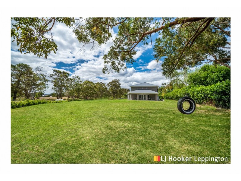 17 Yewens Circuit, Grasmere NSW 2570